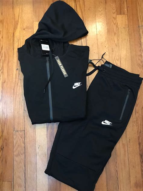 authentic nike sweat suits.